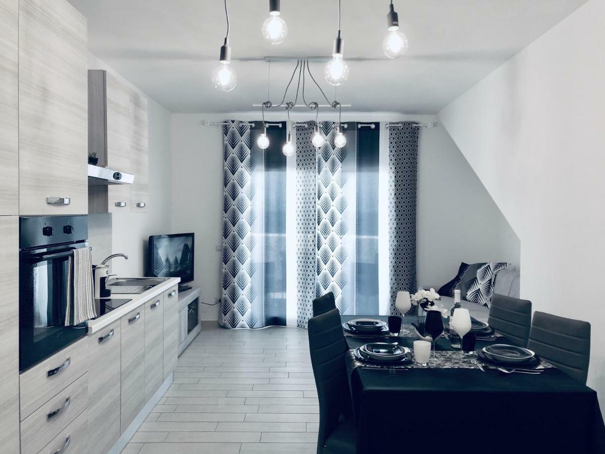 ヴァッレドーリアIl Tramonto Luxury Houseアパートメント エクステリア 写真