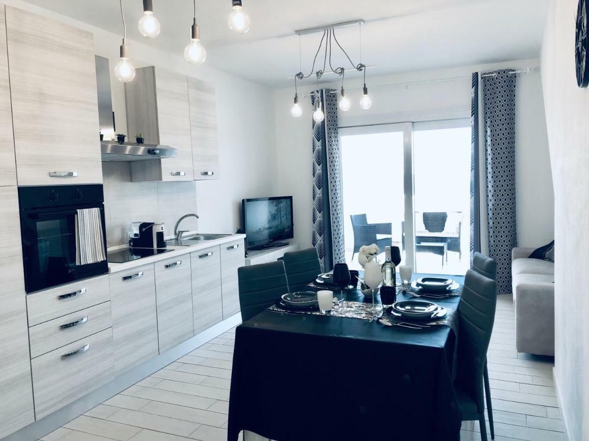 ヴァッレドーリアIl Tramonto Luxury Houseアパートメント エクステリア 写真