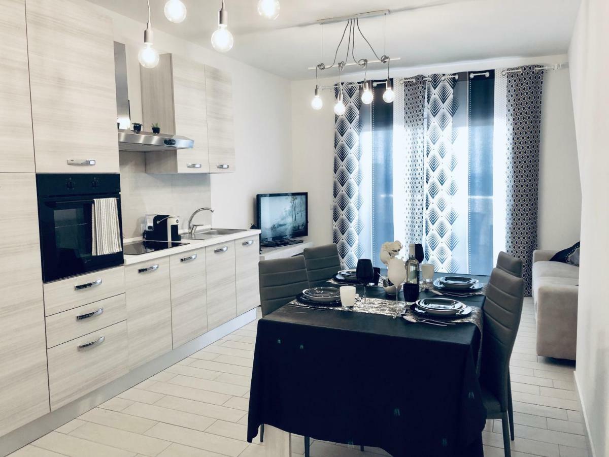 ヴァッレドーリアIl Tramonto Luxury Houseアパートメント エクステリア 写真
